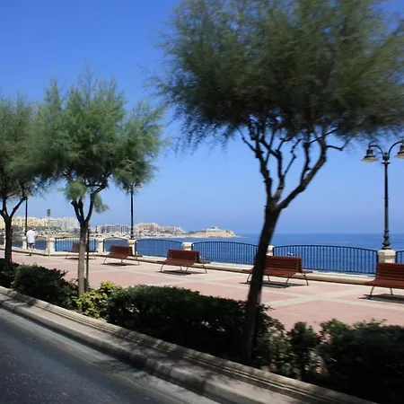 Splendid Seaside Retreat On Spinola Bay Апартаменты Сент Джулианс