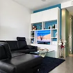 公寓 Splendid Seaside Retreat On Spinola Bay