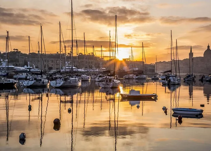 Daire Splendid Seaside Retreat On Spinola Bay Saint Julian's