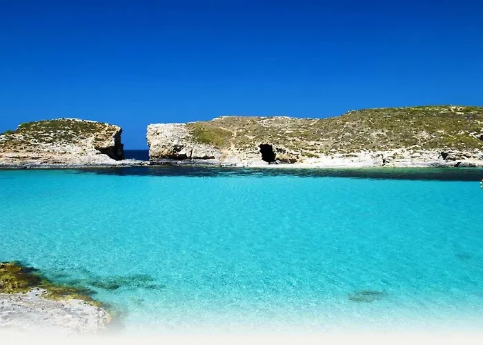 Splendid Seaside Retreat On Spinola Bay Daire Saint Julian's